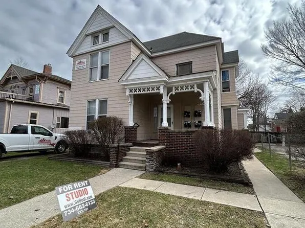 208 N Hamilton St, Ypsilanti, MI