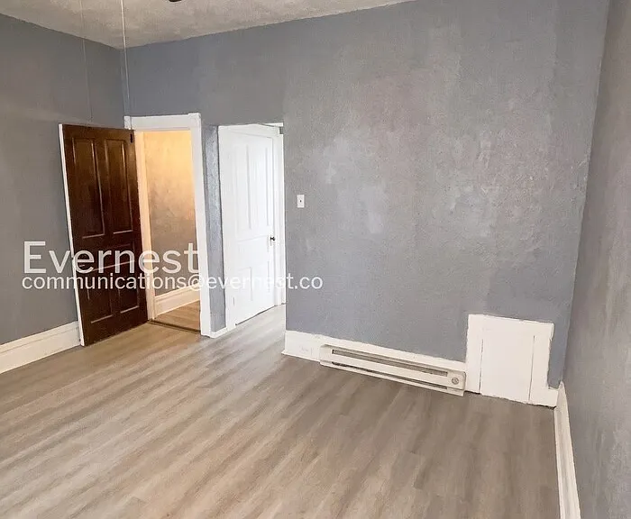 3720 Fairview Ave — Photo 5