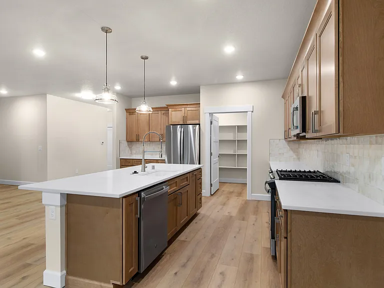 2411 E Kinglet Ln — Photo 15
