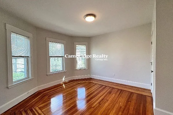 17 Ashland St #2T — Photo 11