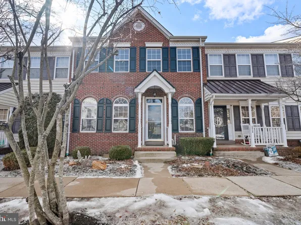 2012 Hayward Ave, Pennsburg, PA 18073