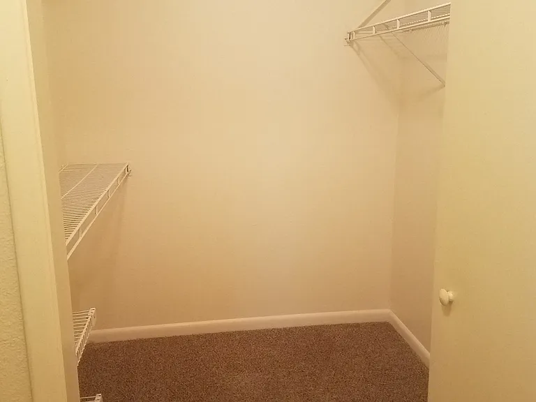 Quincy Ridge Apartments — Photo 74