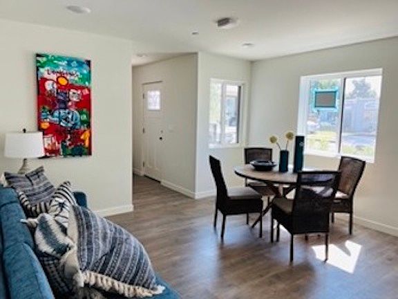 2nd image of 14207 Gilmore St #1/4