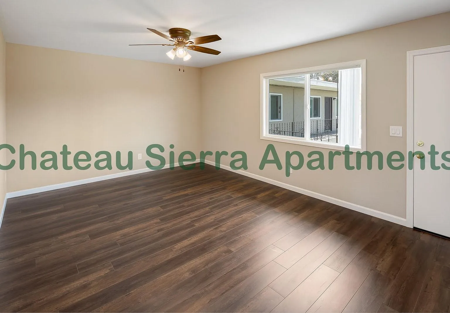 Chateau Sierra — Photo 3