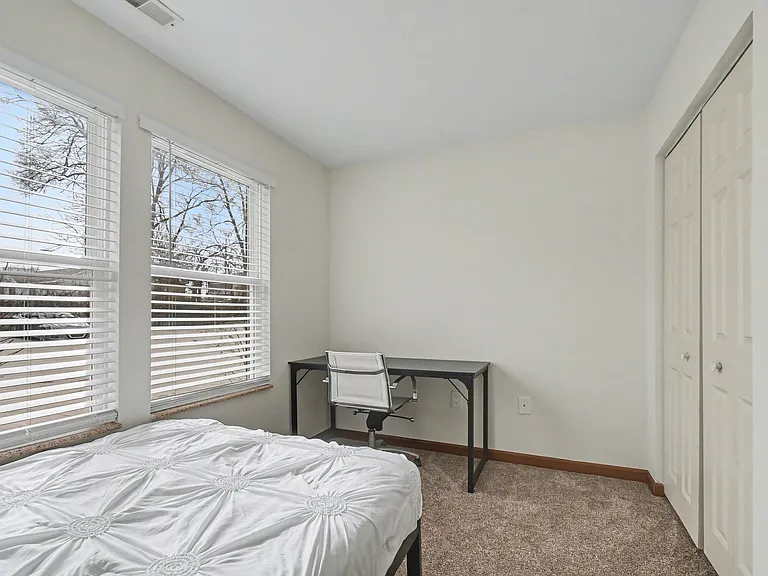 118 Rhodes St #B — Photo 14