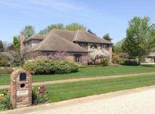 4360 Sunnymeade Dr, Saint Joseph, MI 49085