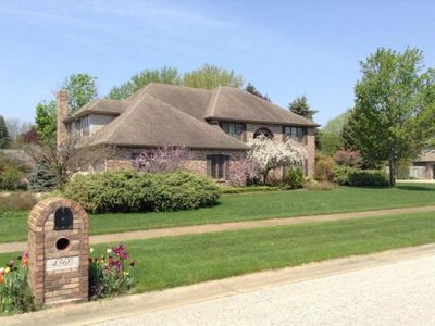 4360 Sunnymeade Dr, Saint Joseph, MI, 49085