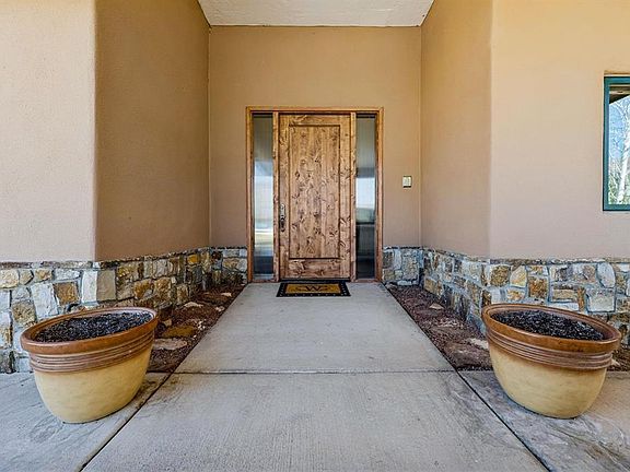 3rd image of 764 N Dalton Ranch Road