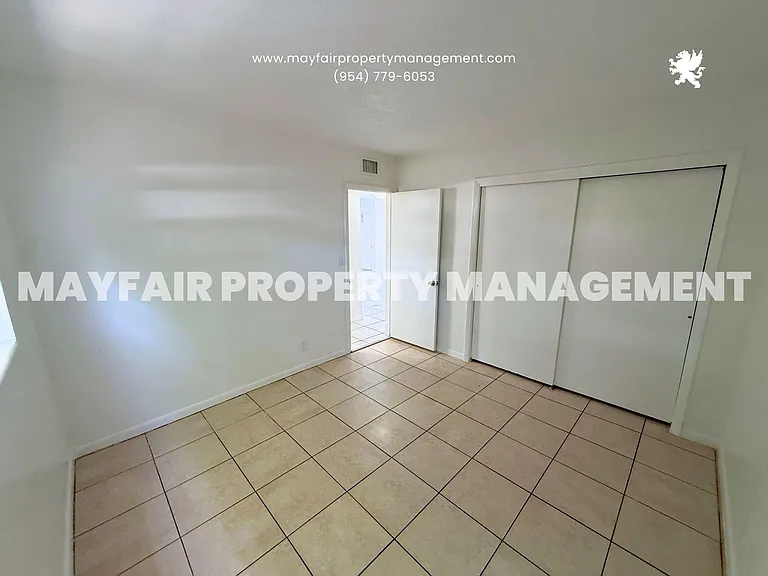 432 NW 42nd St #2 — Photo 9