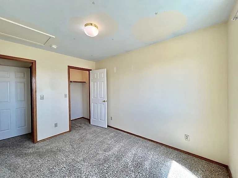 4275 Addax Ct — Photo 31