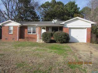 2710 Mastin Lake Rd NW, Huntsville, AL 35810
