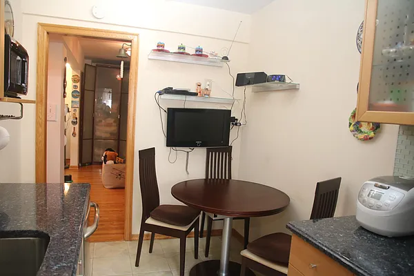 Sold by Fillmore | media 5