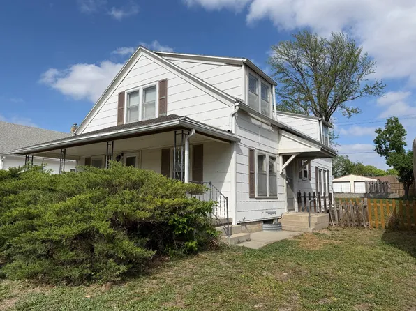 718 N Chestnut St, Beloit, KS 67420