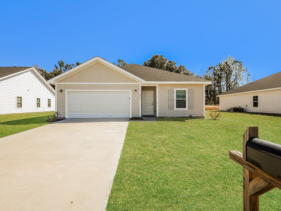 1st image of 1041 Autumns Wood Cir E