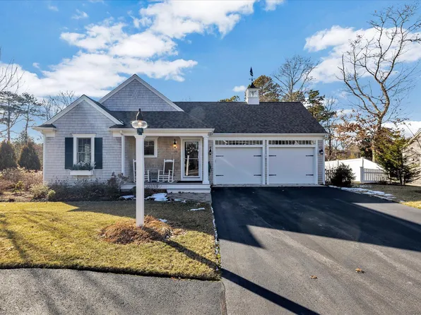 129 Pheasant Hill Circle, Cotuit, MA 02635