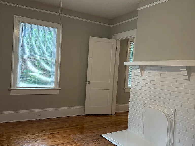 861 Oakhill Ave SW — Photo 29