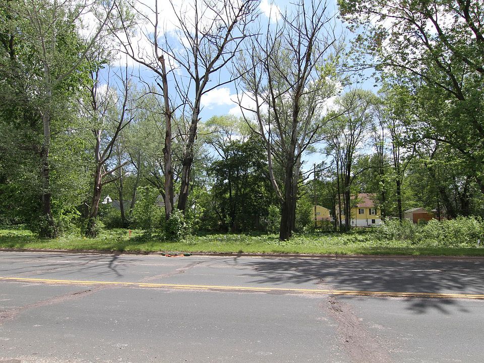1st image of 17XX Cope Ave E