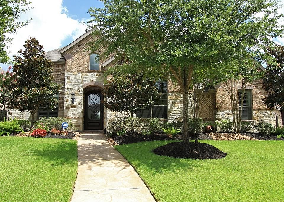 1st image of 12811 Spirit Mound Ln
