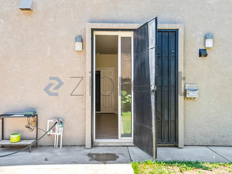 382 Pestana Ave — Photo 4