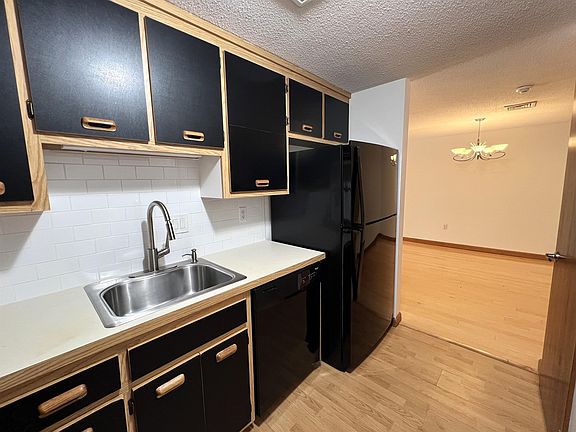 5th image of 116 Bluestone Dr
