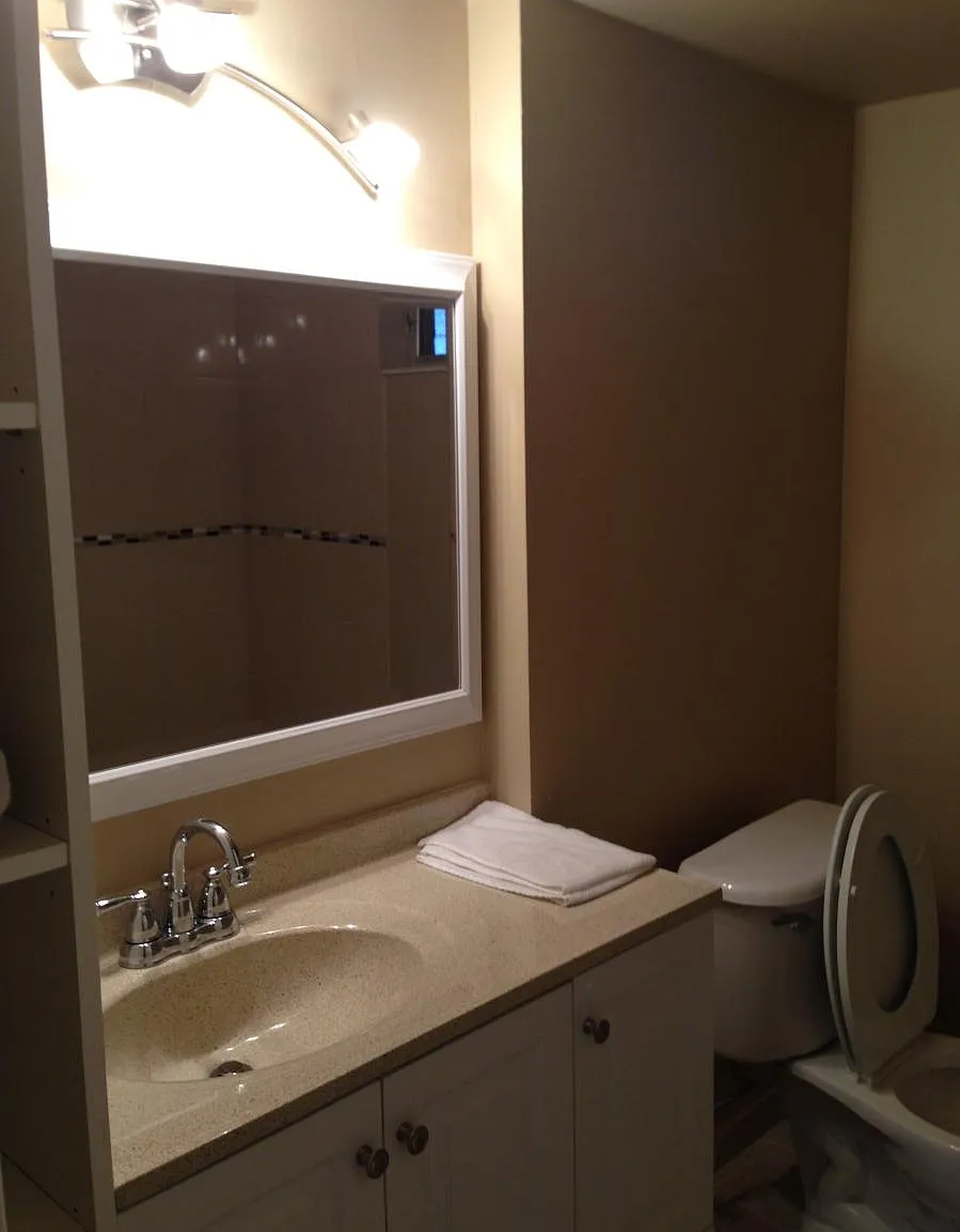 1 bed, 868 sqft, $1,850 — Photo 3