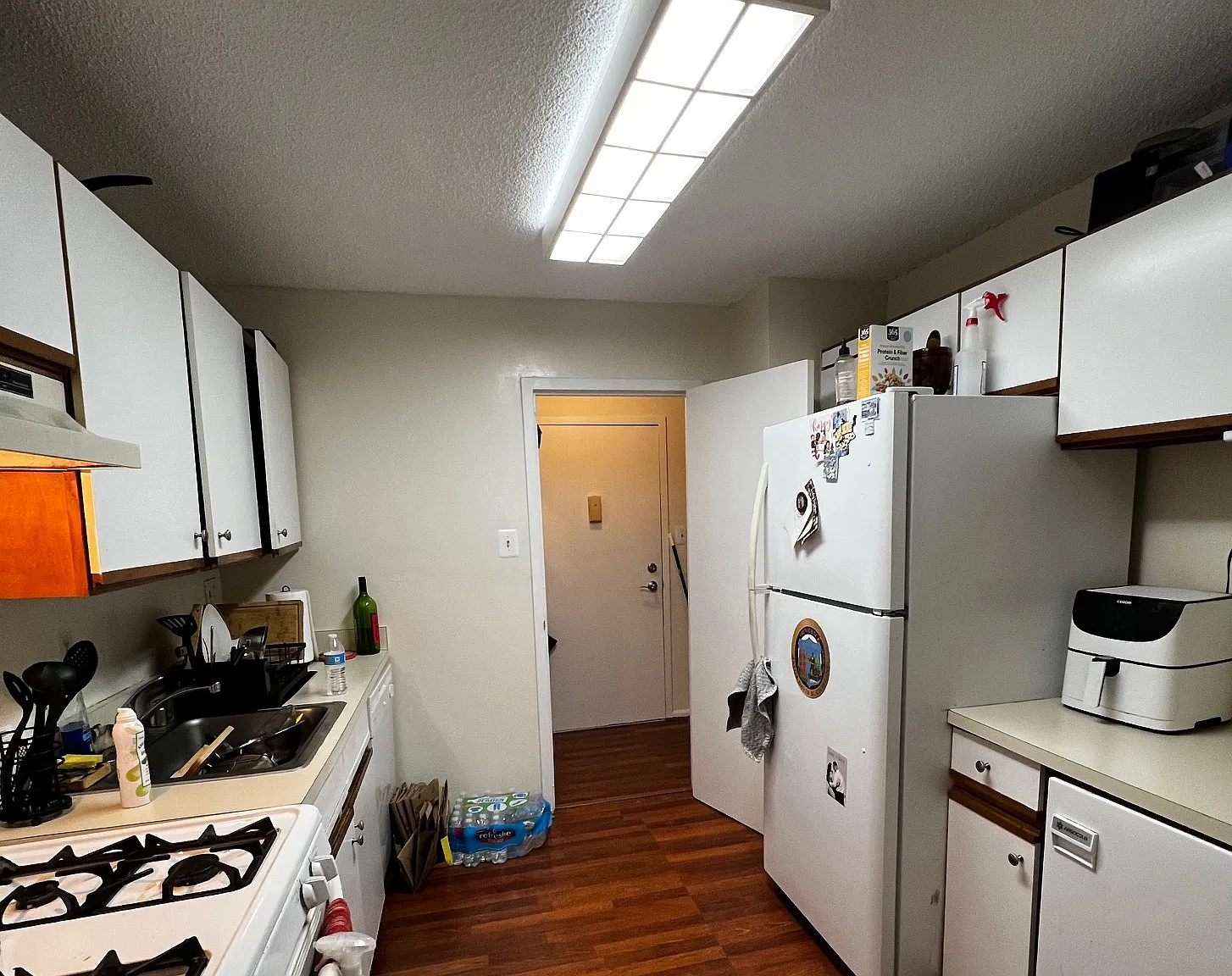 2 bed, 928 sqft, $2,200 — Photo 4