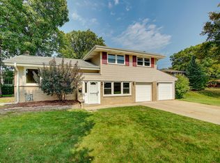 5518 Brandon St, Greendale, WI 53129