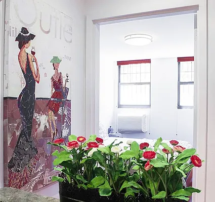 Rented by Warren T Real Estate Corp. | media 5