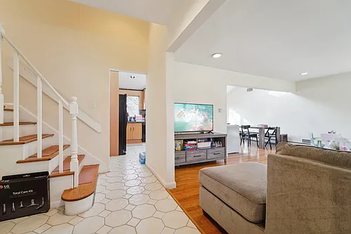 324 Brook St #324 Photo 1