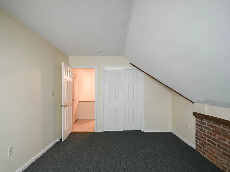 58 Woodley Ct #10 — Photo 19