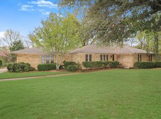 400 Spinner Rd, Desoto, TX 75115