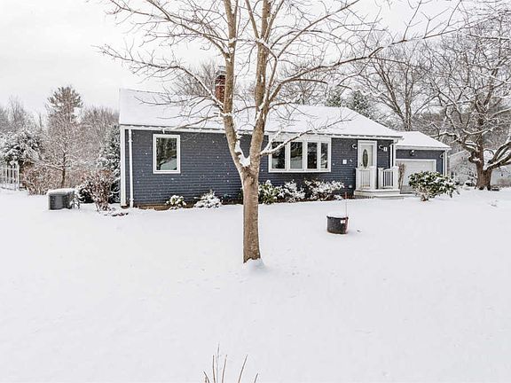 3rd image of 3 Kingshaw Ave