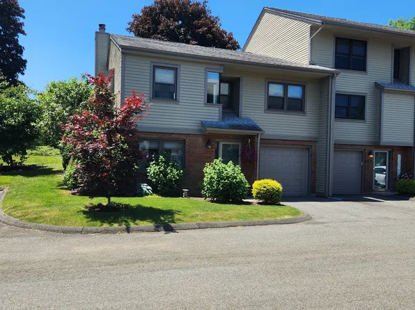 31 Metacomet Drive #31, Meriden, CT 06450