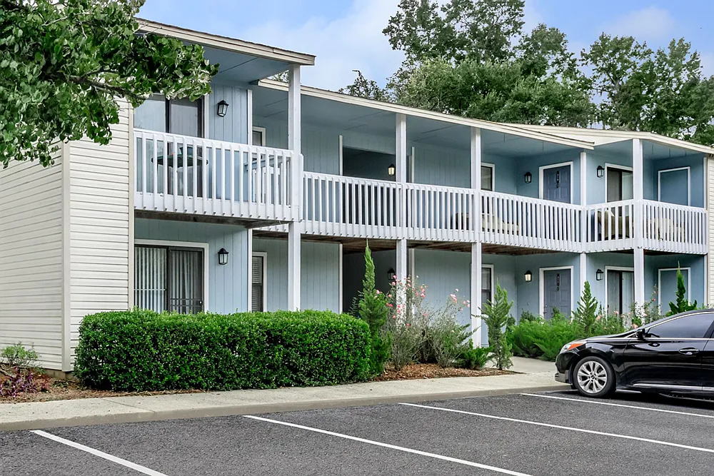 Kessler Point Apartment Homes — Photo 4