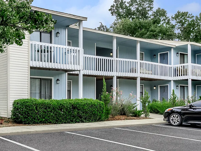 Kessler Point Apartment Homes — Photo 5