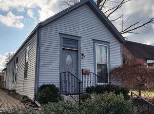 705 W 3rd St, Madison, IN 47250