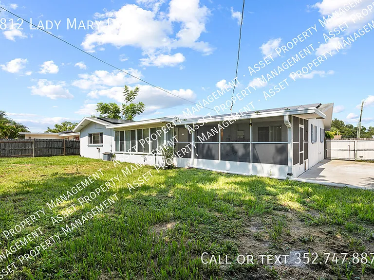 1812 Lady Mary Dr — Photo 25