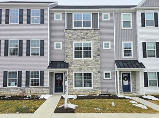 2457 Spring Water Cir, Lancaster, PA 17601