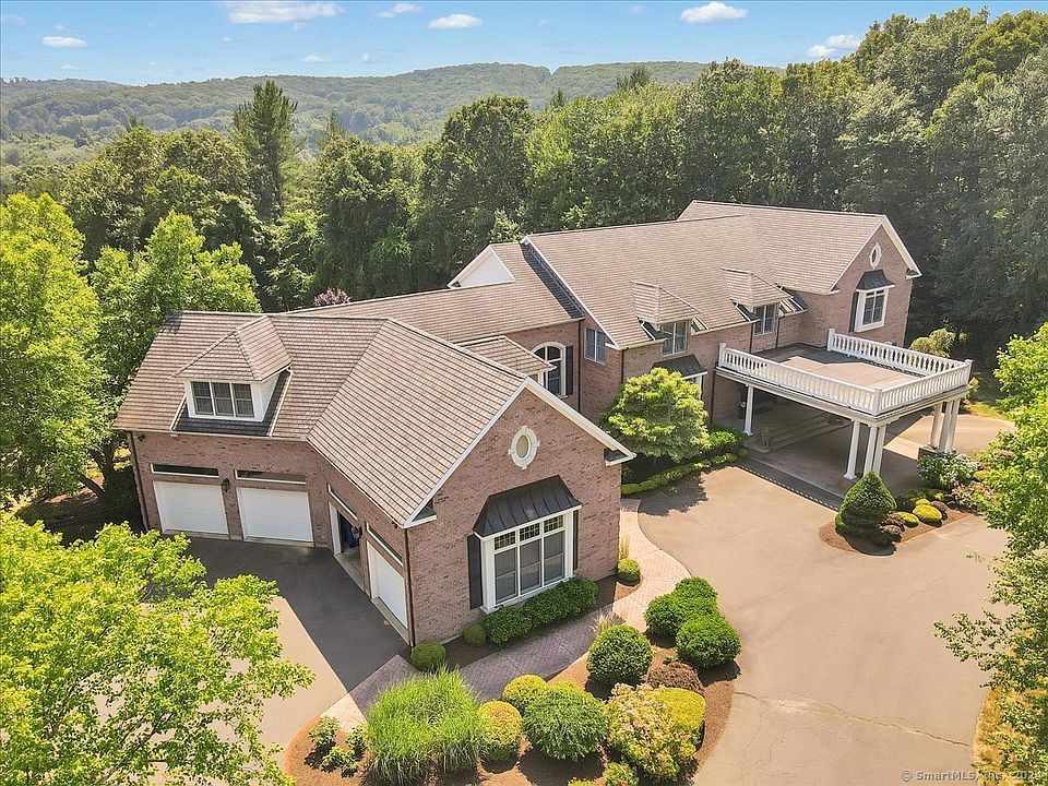 1st image of 35 Paddock Lane