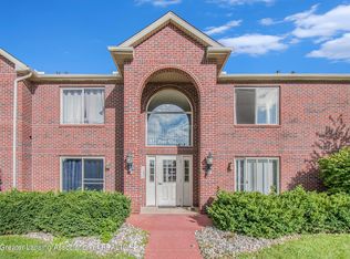 322 Pere Marquette Dr APT 4, Lansing, MI