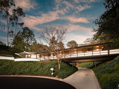 1892 Kimberly Ln, Los Angeles, CA, 90049