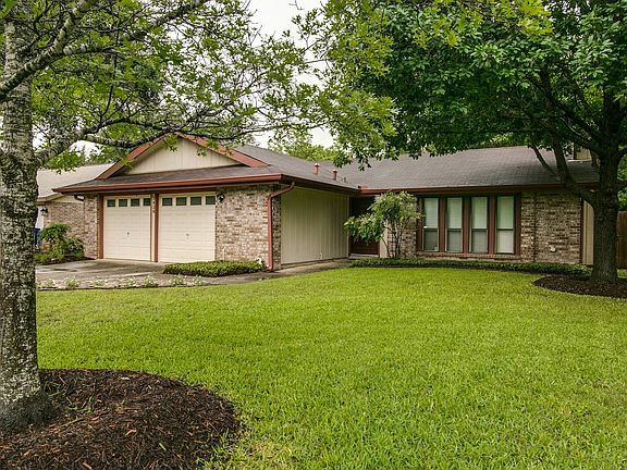2nd image of 2826 Floral Way Dr