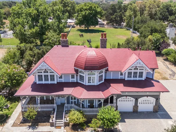 16480 Valley Ranch Rd, Santa Clarita, CA 91387