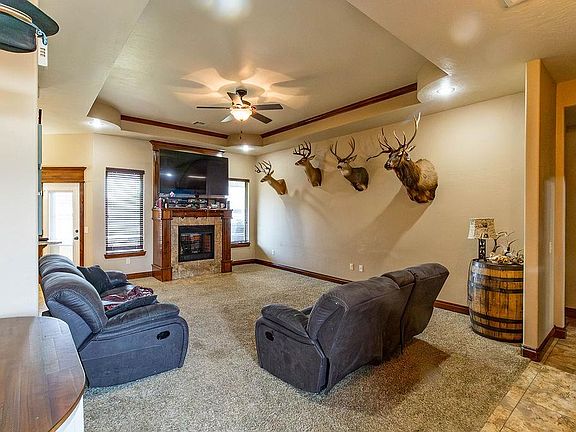 2nd image of 1414 Limestone Way
