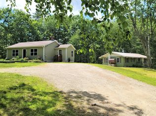 1048 Middle Rd, Waterboro, ME 04087