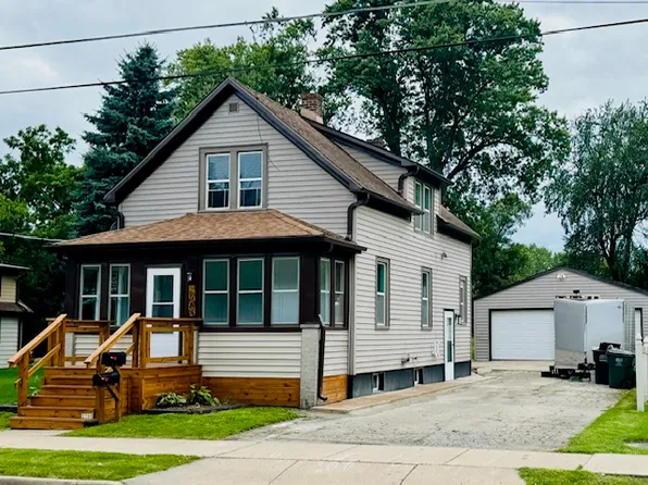 2708 Wisconsin St, Sturtevant, WI 53177