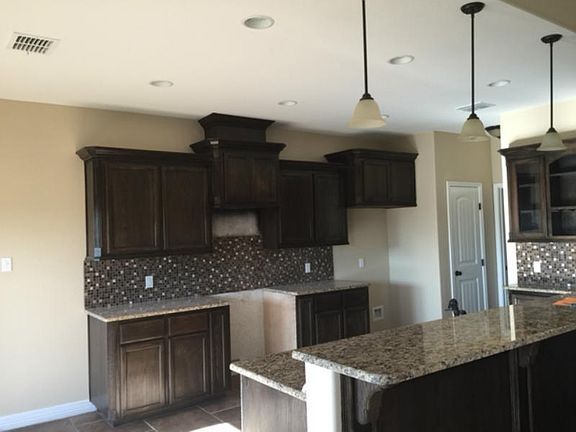 4th image of 2753 Jessie Jaye Dr
