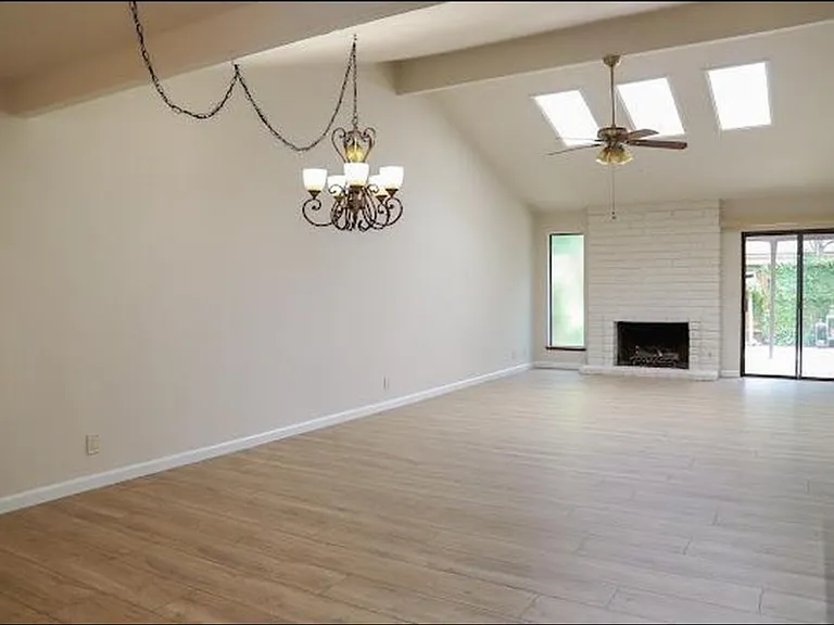 5312 N Colonial Ave #101 — Photo 1