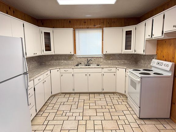 5th image of 1758 W Myers Ln