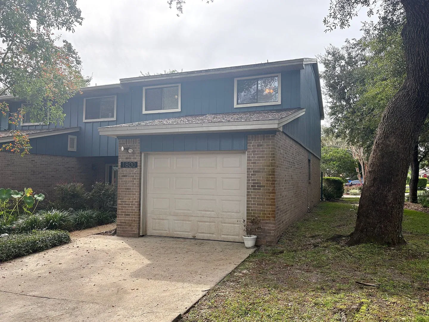 1800 17th Street Niceville, FL 32578 — Photo 1